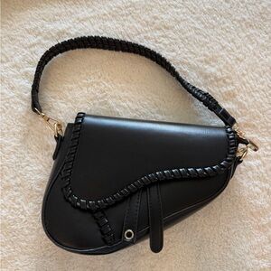 Elegant Black Women's Bag